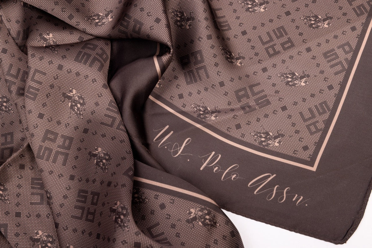 U.S. Polo Assn. tamnosmeđi ženski šal s logo uzorkom