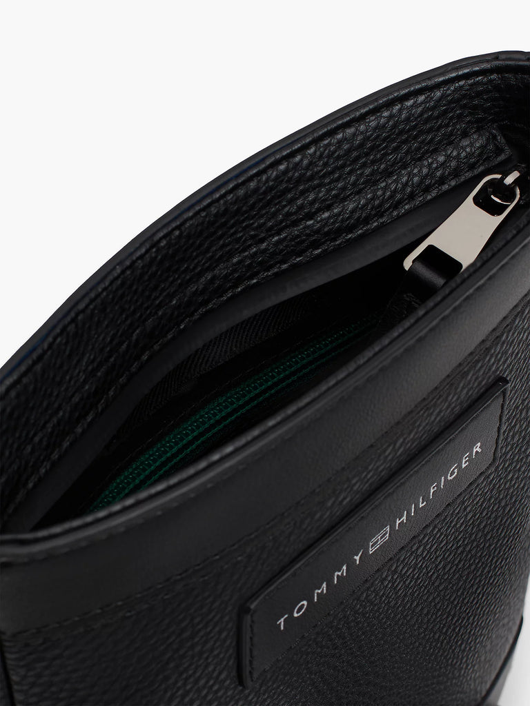 Tommy Hilfiger crna muška torba sa teksturiranom površinom-[SKU]