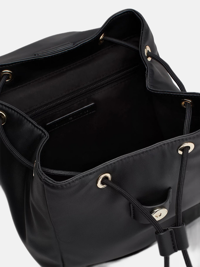 Tommy Hilfiger crni ženski ruksak s glatkom površinom-[SKU]