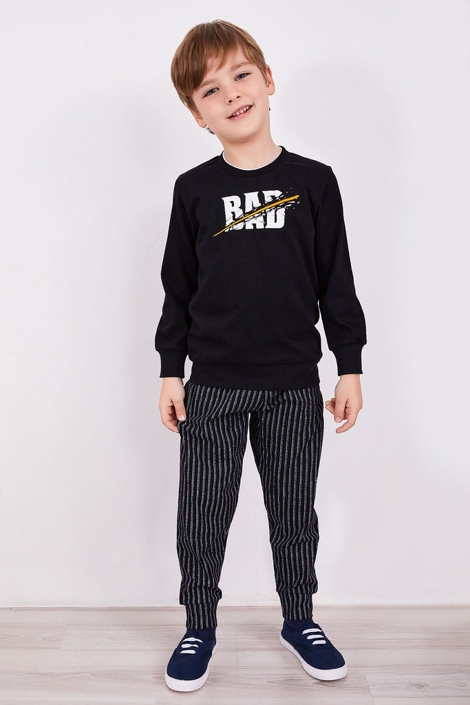 Arnetta crna pidžama za dječake sa prugastim hlačama