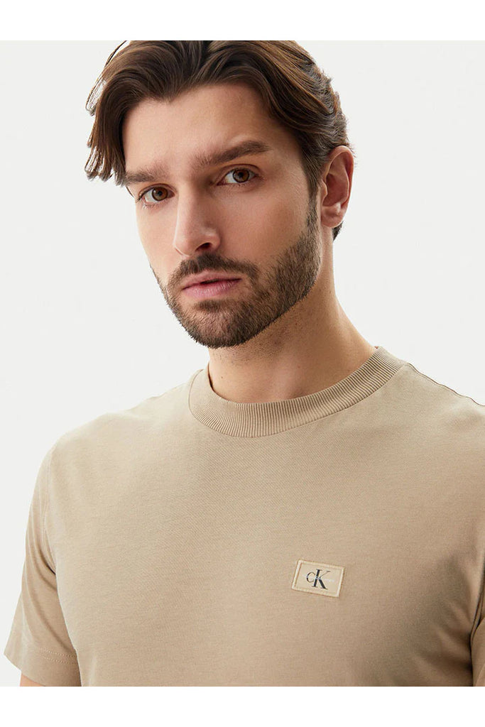 Calvin Klein smeđa muška majica s kratkim rukavima-[SKU]