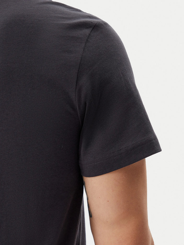 Calvin Klein crna muška majica s grafičkim detaljem-[SKU]