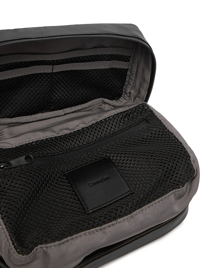 Calvin Klein crni muški neseser sa kaišem-[SKU]