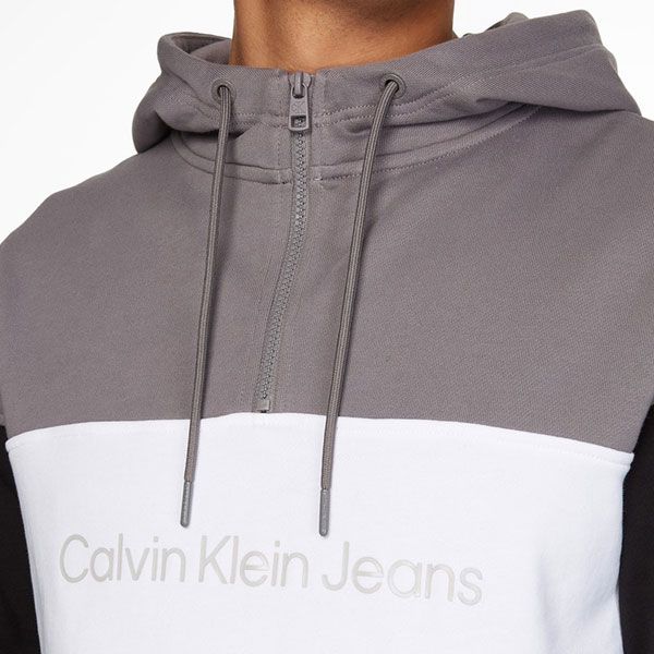 Calvin Klein bijela muška dukserica (J30J320034-BEH) 2