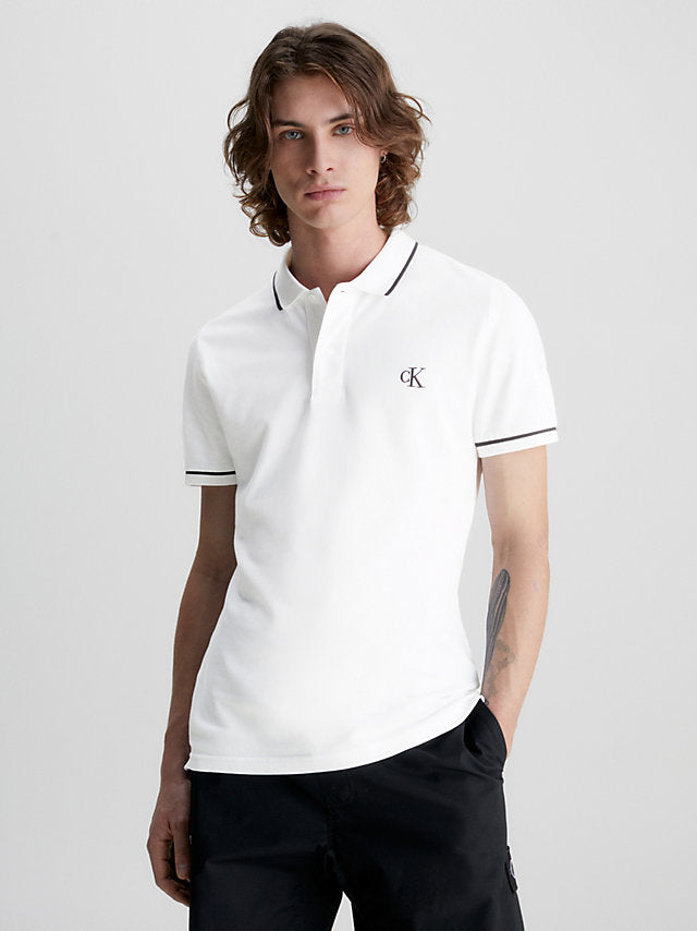 Calvin Klein bijela muška majica (J30J315603-YAF) 1