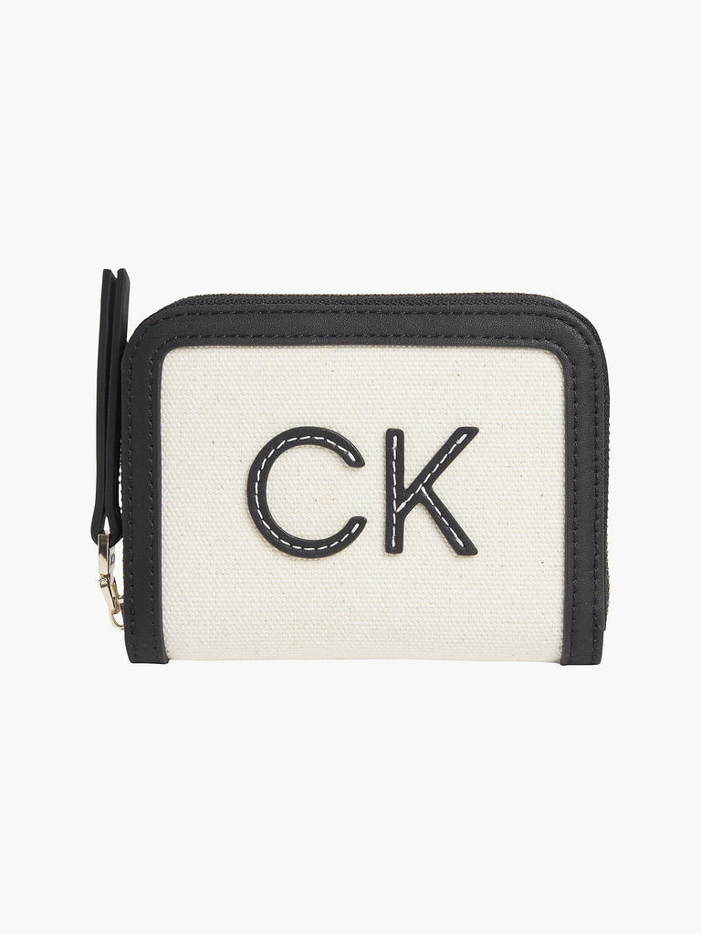 Calvin Klein bijeli ženski novčanik (K60K609486-VHB) 1