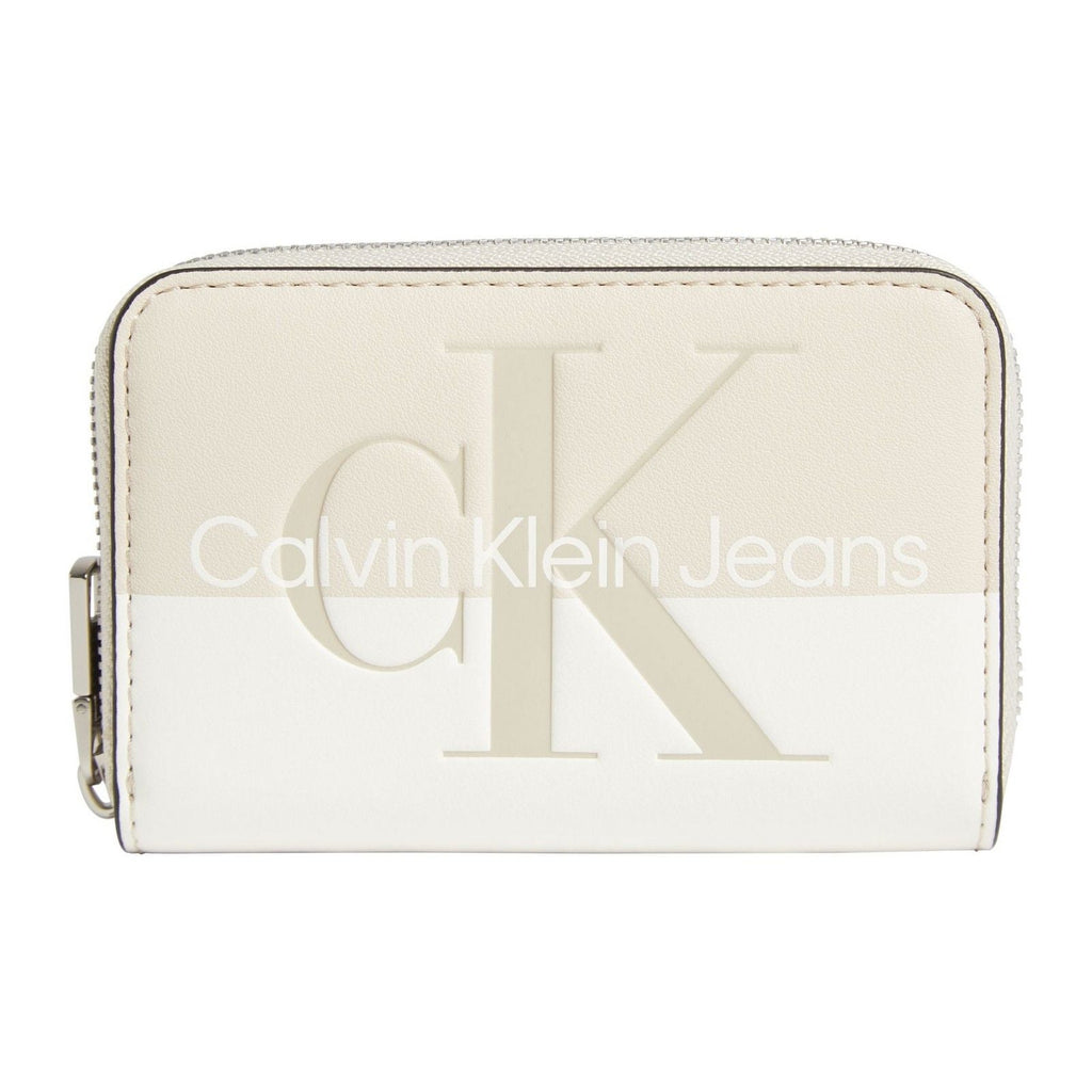 Calvin Klein bijeli ženski novčanik (K60K609818-02Z) 1