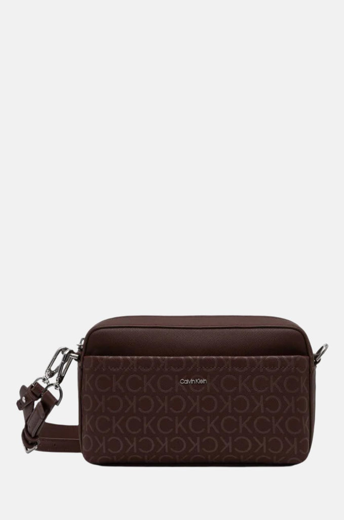 Calvin Klein bordo ženska torba s podesivom naramenicom-[SKU]