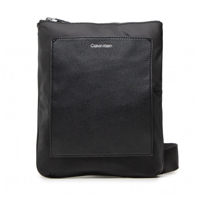 Calvin Klein crna muška torba (K50K508705-BAX) 1