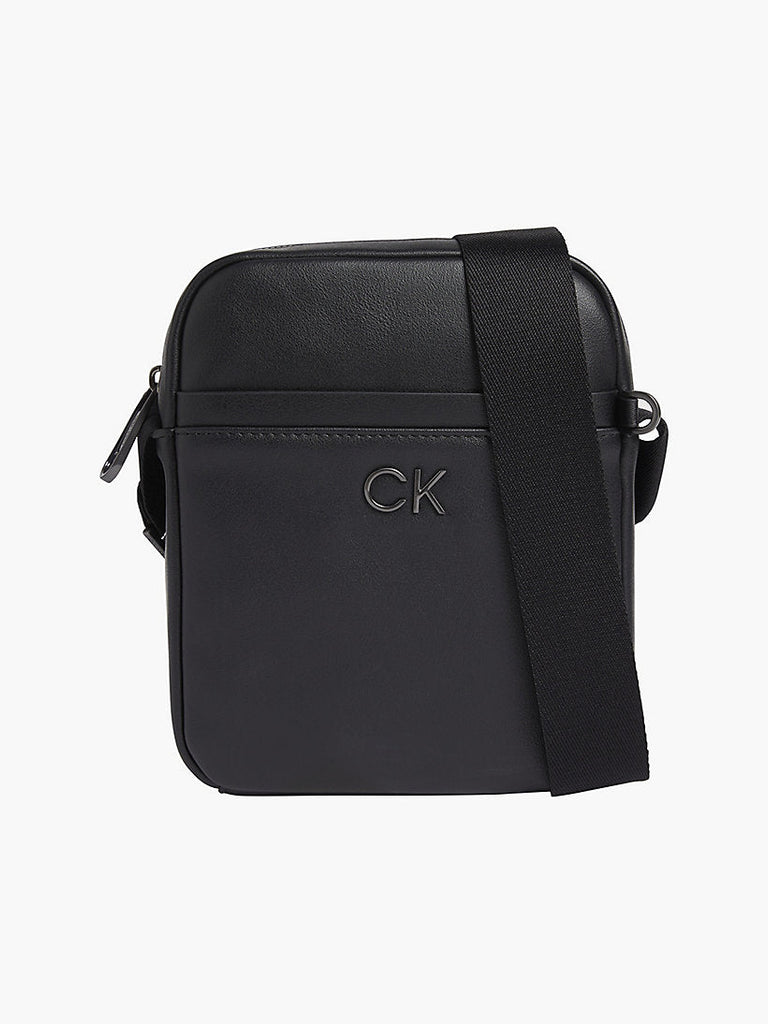 Calvin Klein crna muška torba (K50K508717-BAX) 1