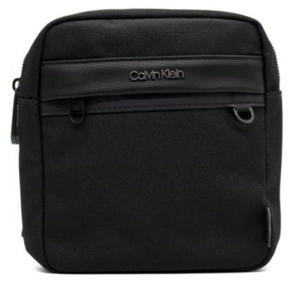 Calvin Klein crna muška torba (K50K509577-BAX) 1