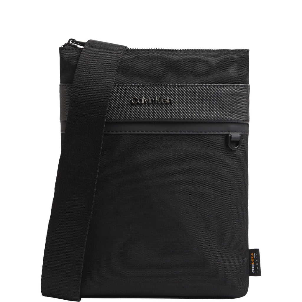 Calvin Klein crna muška torba (K50K509588-BAX) 1