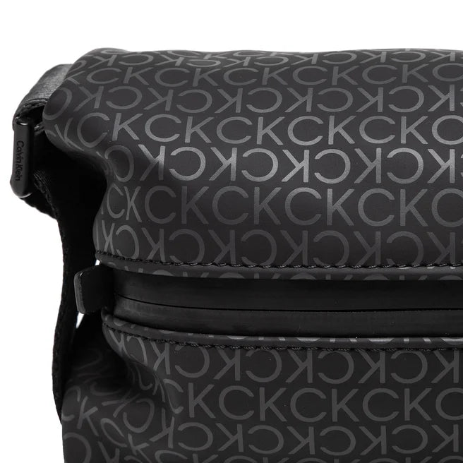 Calvin Klein crna muška torba (K50K509734-01K) 2