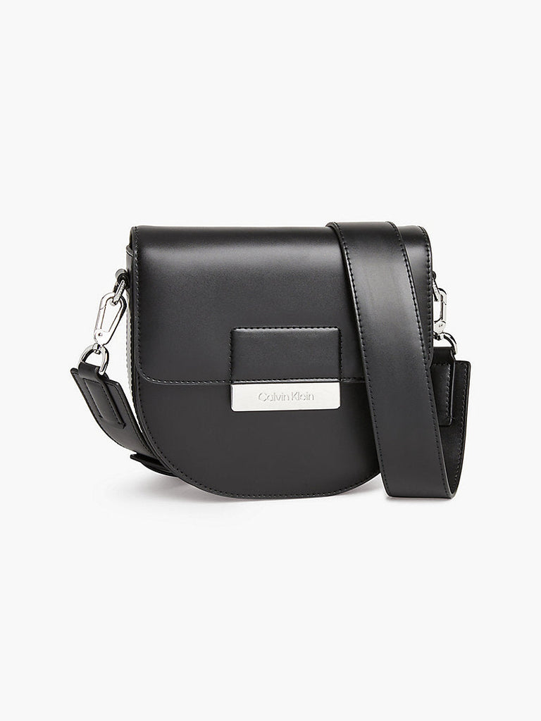 Calvin Klein crna ženska torba (K60K609101-BAX) 1