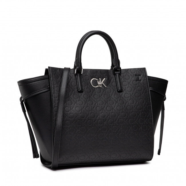 Calvin Klein crna ženska torba (K60K609126-BAX) 2
