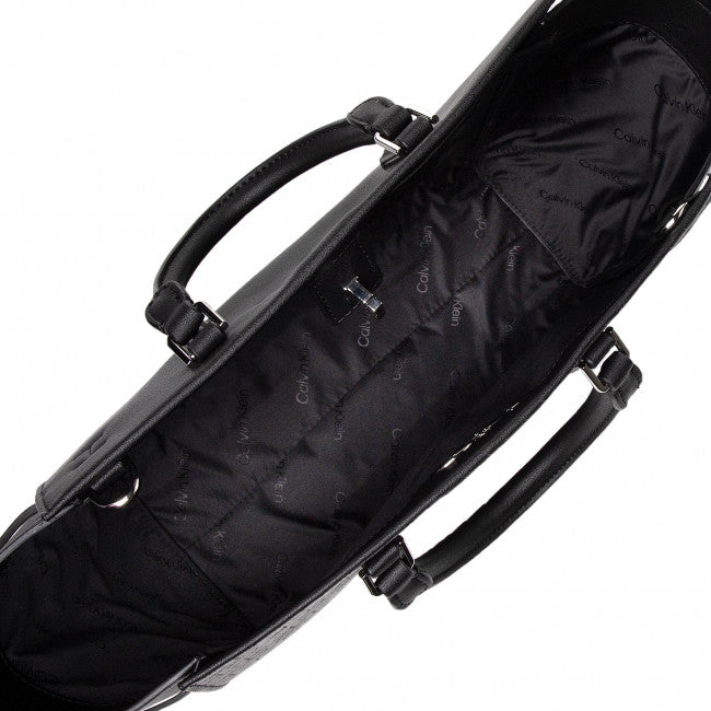Calvin Klein crna ženska torba (K60K609126-BAX) 5