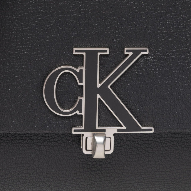 Calvin Klein crna ženska torba (K60K609291-BDS) 5