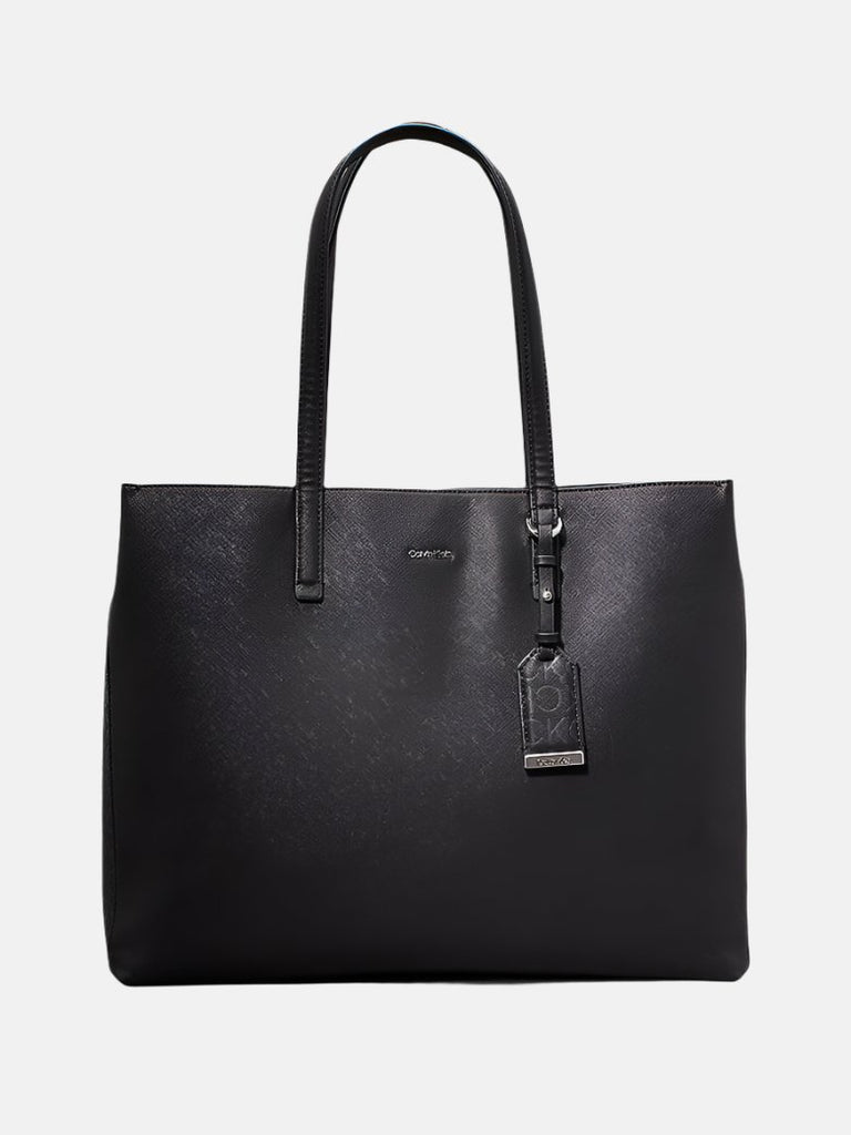 Calvin Klein crna ženska torba sa elegantnim remenom-[SKU]