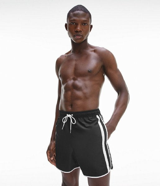Calvin Klein crni muški kupaći (KM0KM00737-BEH) 1