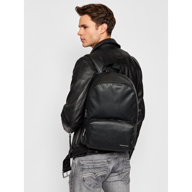 Calvin Klein crni muški ruksak (K50K507218-BDS) 5