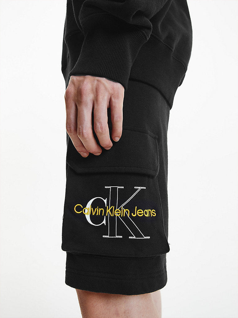Calvin Klein crni muški šorc (J30J320073-BEH) 4