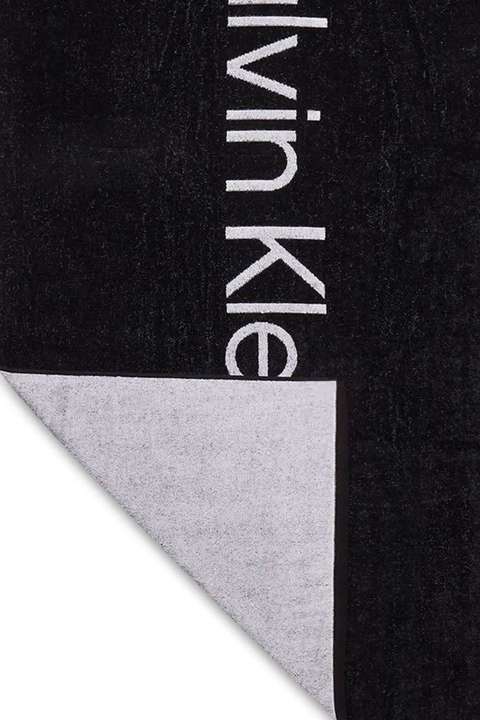 Calvin Klein crni peškir (KU0KU00104-BEH) 2