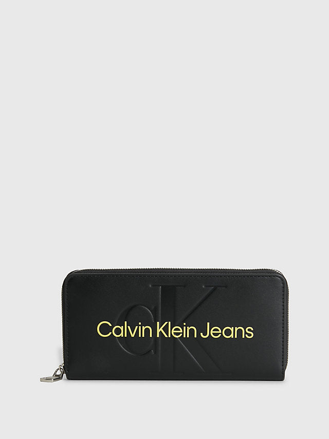 Calvin Klein crni ženski novčanik (K60K607634-0GN) 1