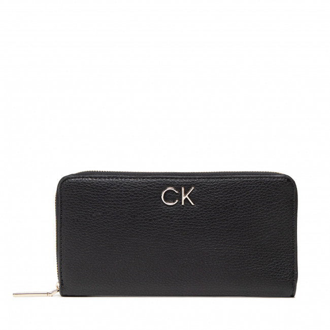 Calvin Klein crni ženski novčanik (K60K609482-BAX) 1