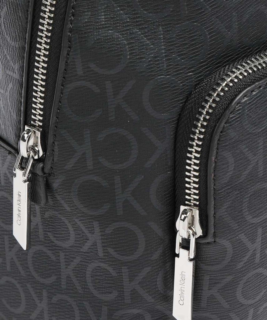 Calvin Klein crni ženski ruksak (K60K609881-0GJ) 3