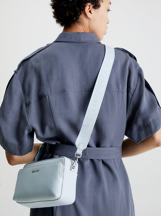 Calvin Klein plava ženska torba (K60K608410-DYI) 1