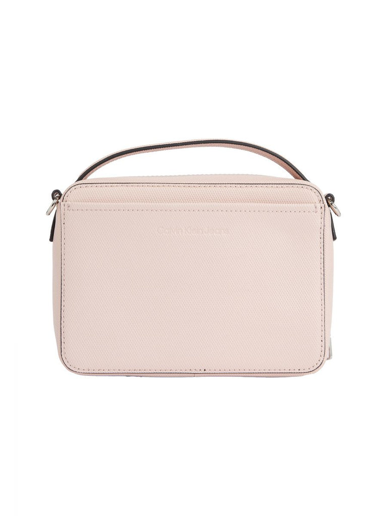 Calvin Klein roza ženska torba s podesivom naramenicom-[SKU]