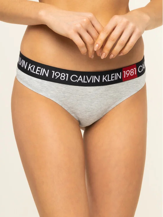 Calvin Klein sivi ženski veš (000QF5448E-20) 1