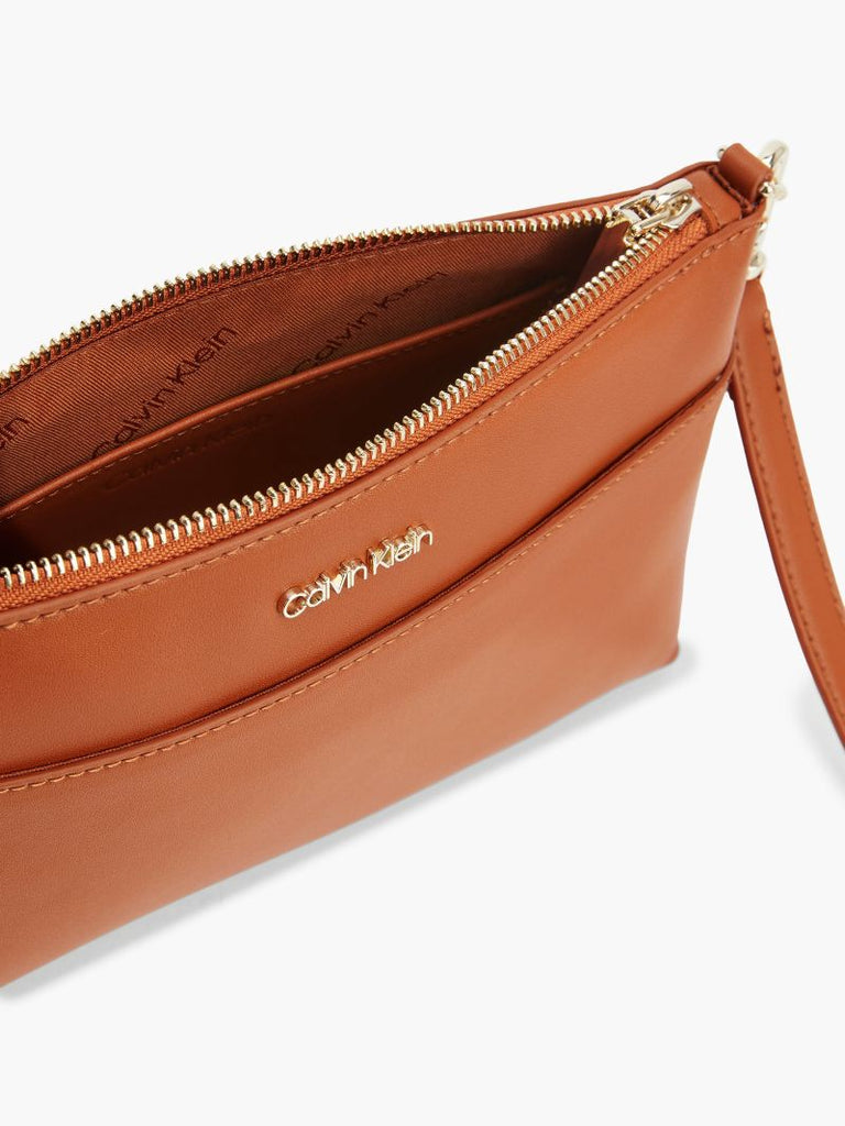 Calvin Klein smeđa ženska torba (K60K609905-HJJ) 2