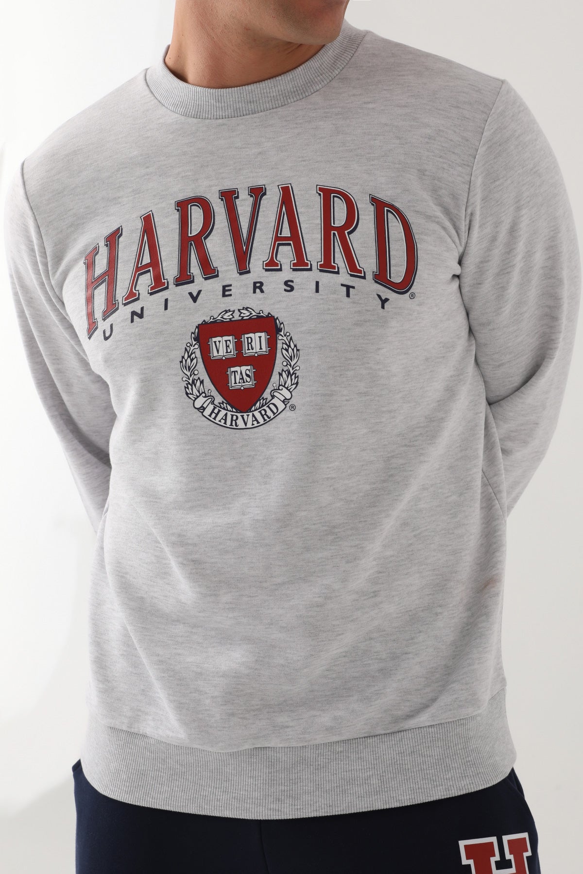 Harvard bijela muška dukserica sa okruglim izrezom