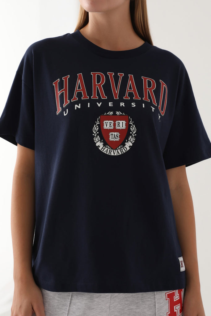 Harvard plava ženska majica sa natpisom fakulteta