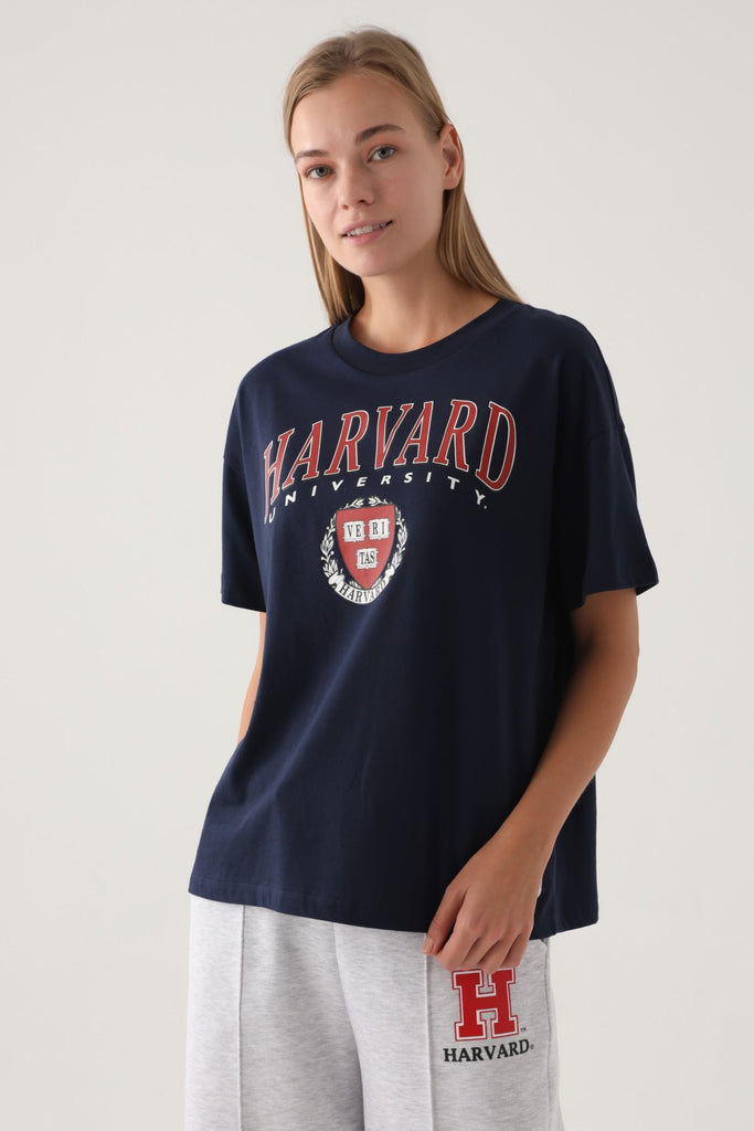 Harvard plava ženska majica sa natpisom fakulteta