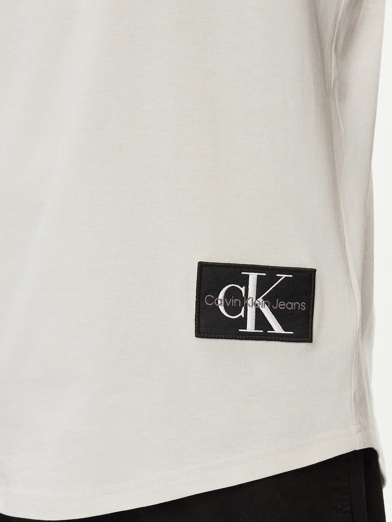 Calvin Klein siva muška majica s okruglim izrezom-[SKU]