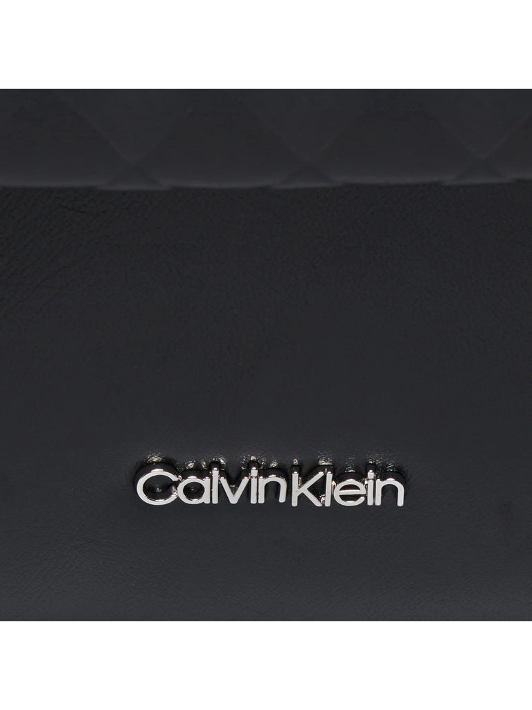 Calvin Klein crna ženska torba s pletenim detaljem-[SKU]