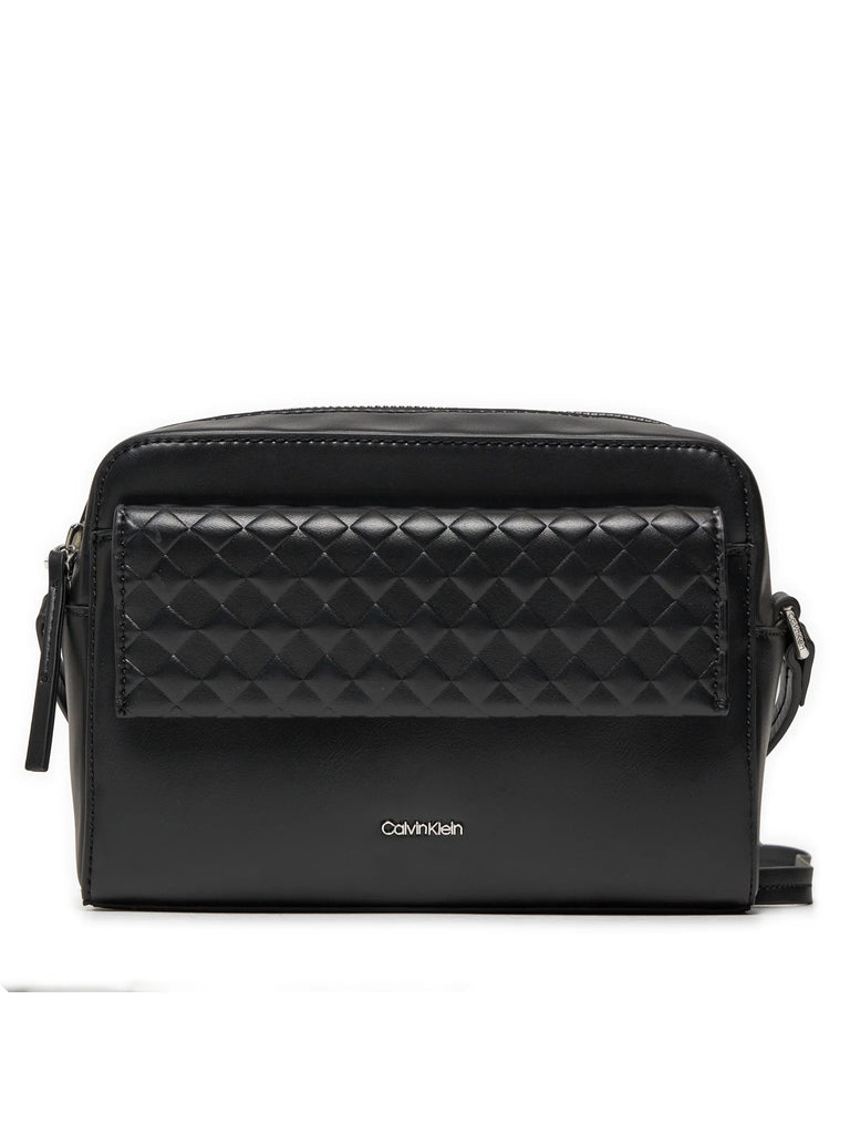 Calvin Klein crna ženska torba s pletenim detaljem-[SKU]