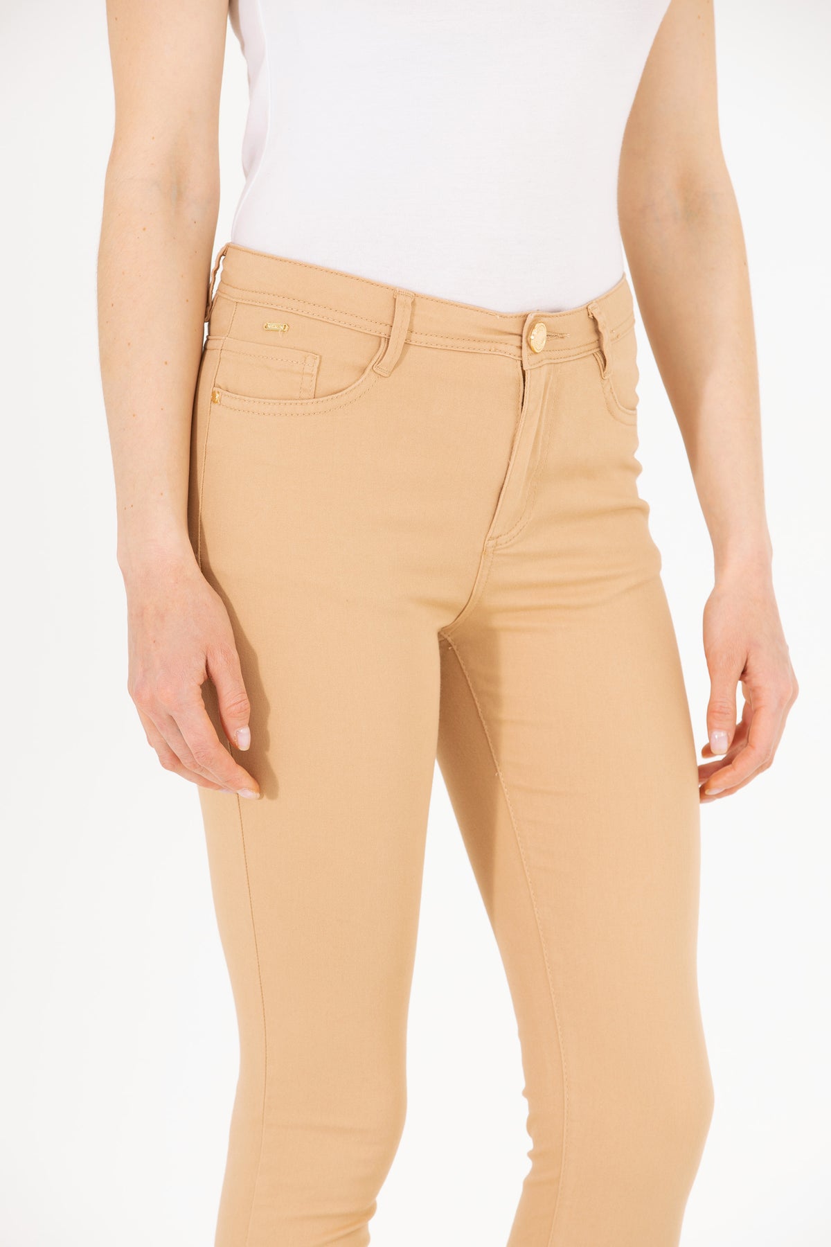 U.S. Polo Assn. bež ženske uske pantalone