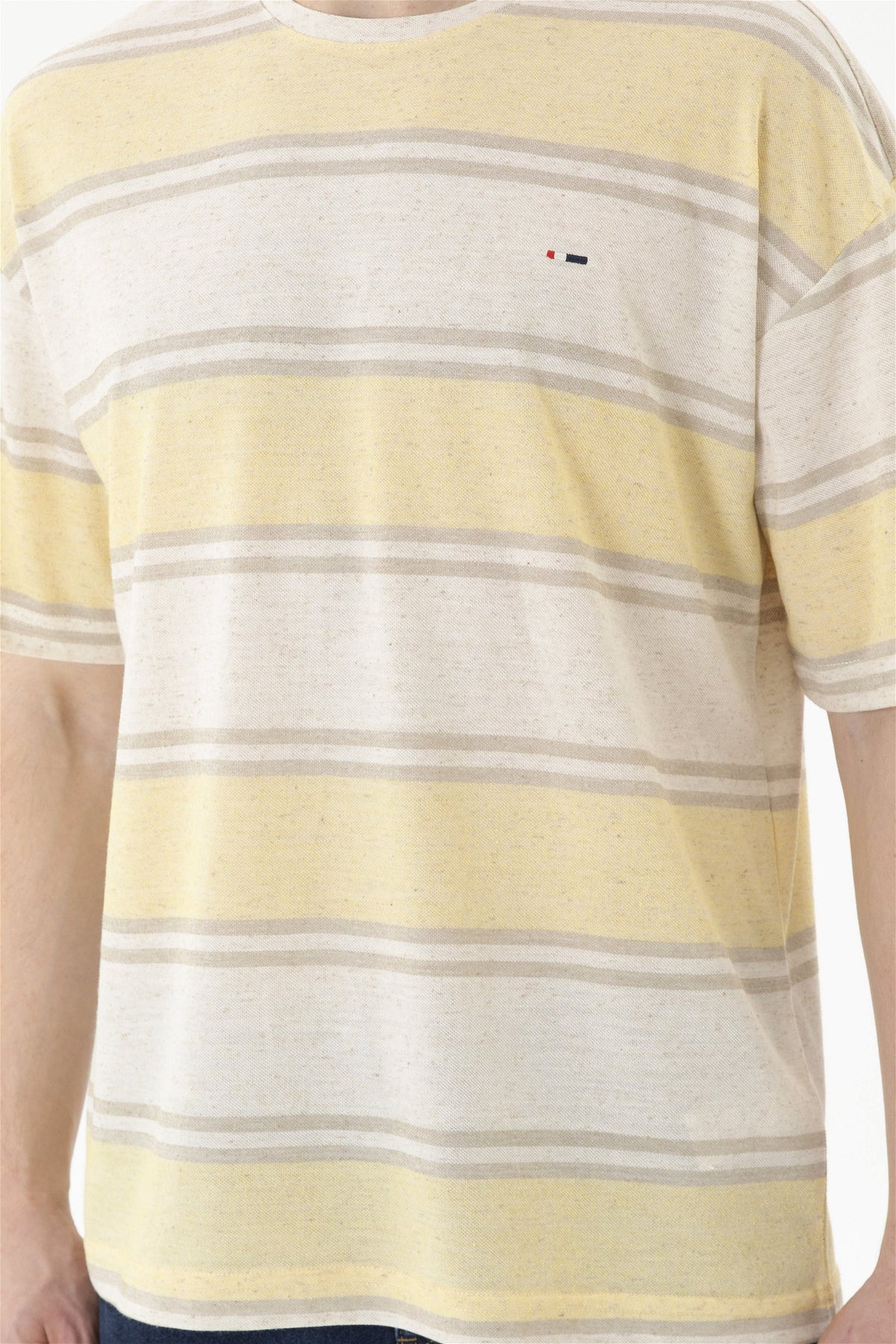 U.S. Polo Assn. žuta muška majica na široke pruge s okruglim izrezom