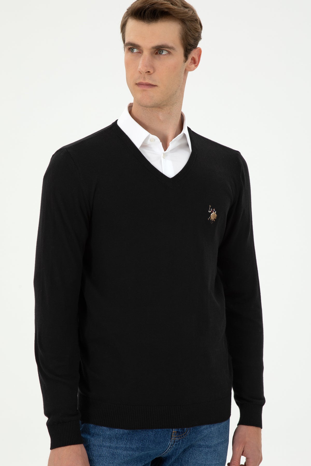 U.S. Polo Assn. crni muški džemper s V-izrezom