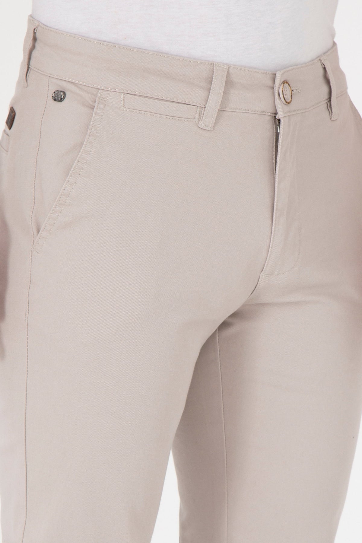 U.S. Polo Assn. bež muške chino pantalone slim fit