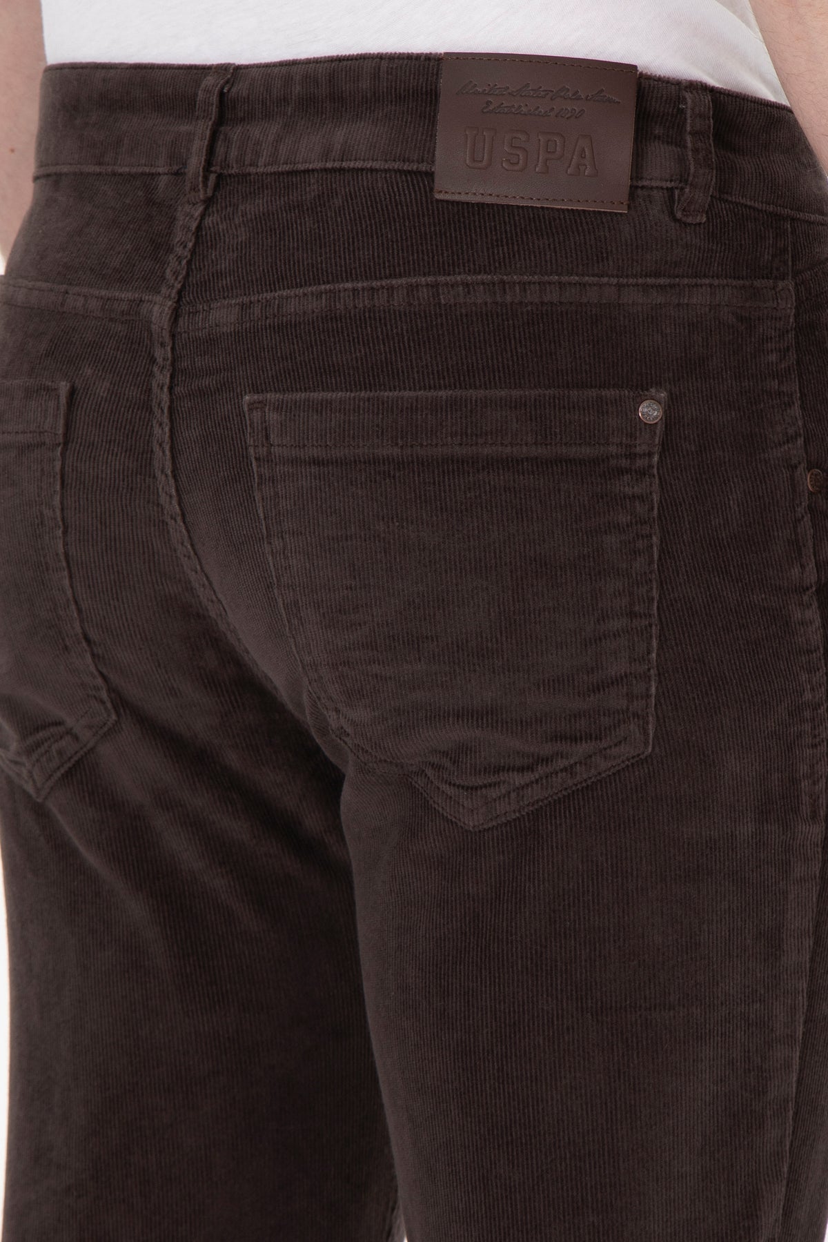 U.S. Polo Assn. smeđe muške somotske pantalone