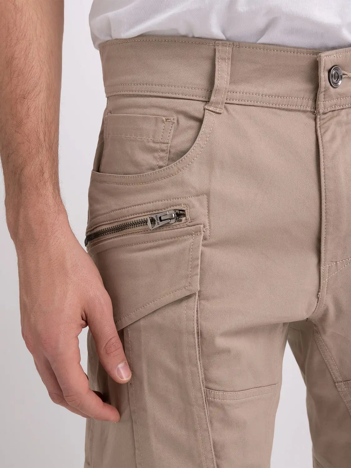 Replay bež muški cargo šorc