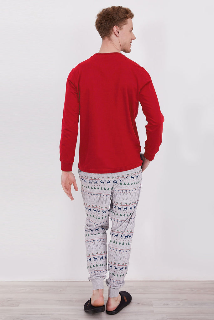 RolyPoly crvena muška pidžama sa zimskim motivima