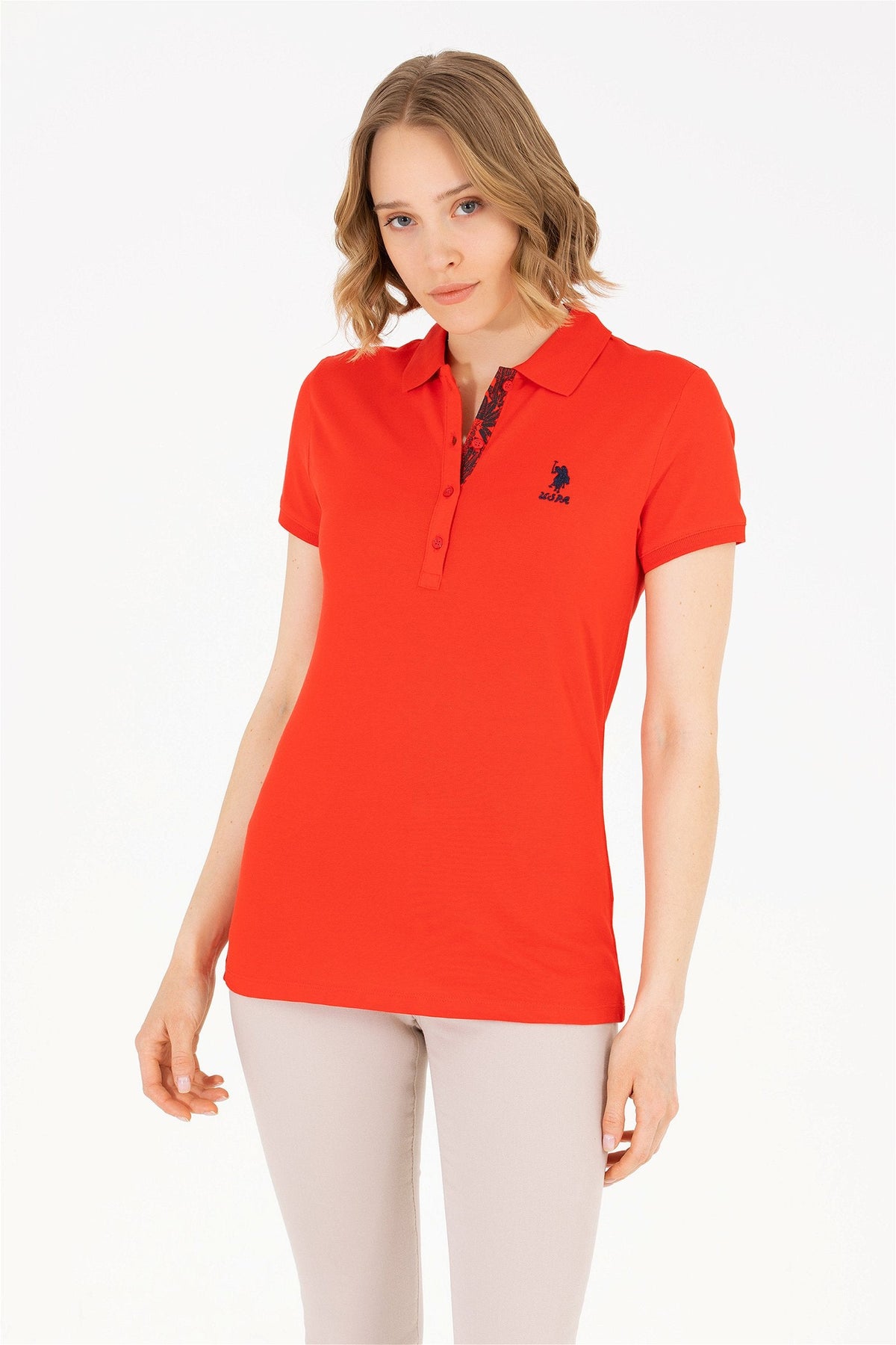 U.S. Polo Assn. crvena ženska polo majica s tamnom kopčom