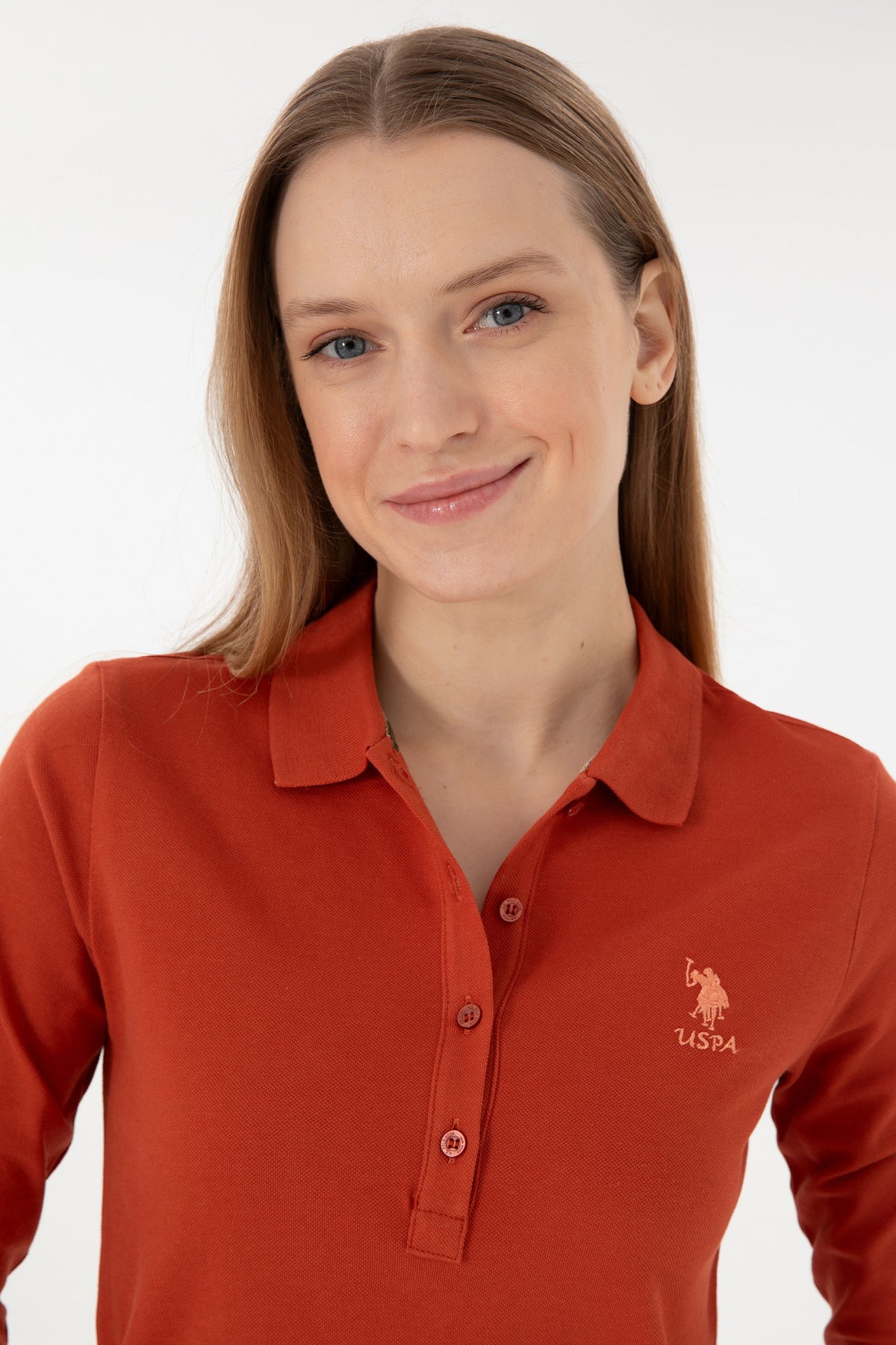 U.S. Polo Assn. ciglasto crvena ženska majica dugih rukava s polo kragnom