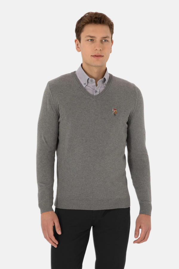 U.S. Polo Assn. sivi muški džemper s v izrezom