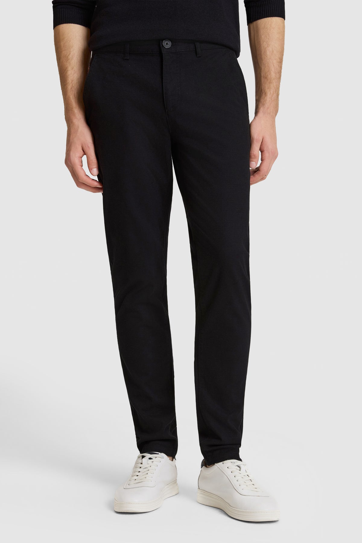 U.S. Polo Assn. crne muške pantalone